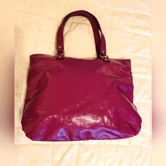 Coach Poppy Daisy Patent Leather Shoulder/Tote Bag- Raspberry Purple - Picture 2 of 16